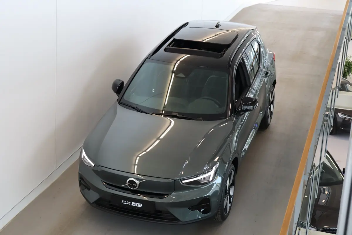 Extended Range 252PK Ultra Europa 82 kWh | Achterbank verwarmd | Apple Carplay/Android Auto|telefoonintegratie premium | Draadloze telefoonlader