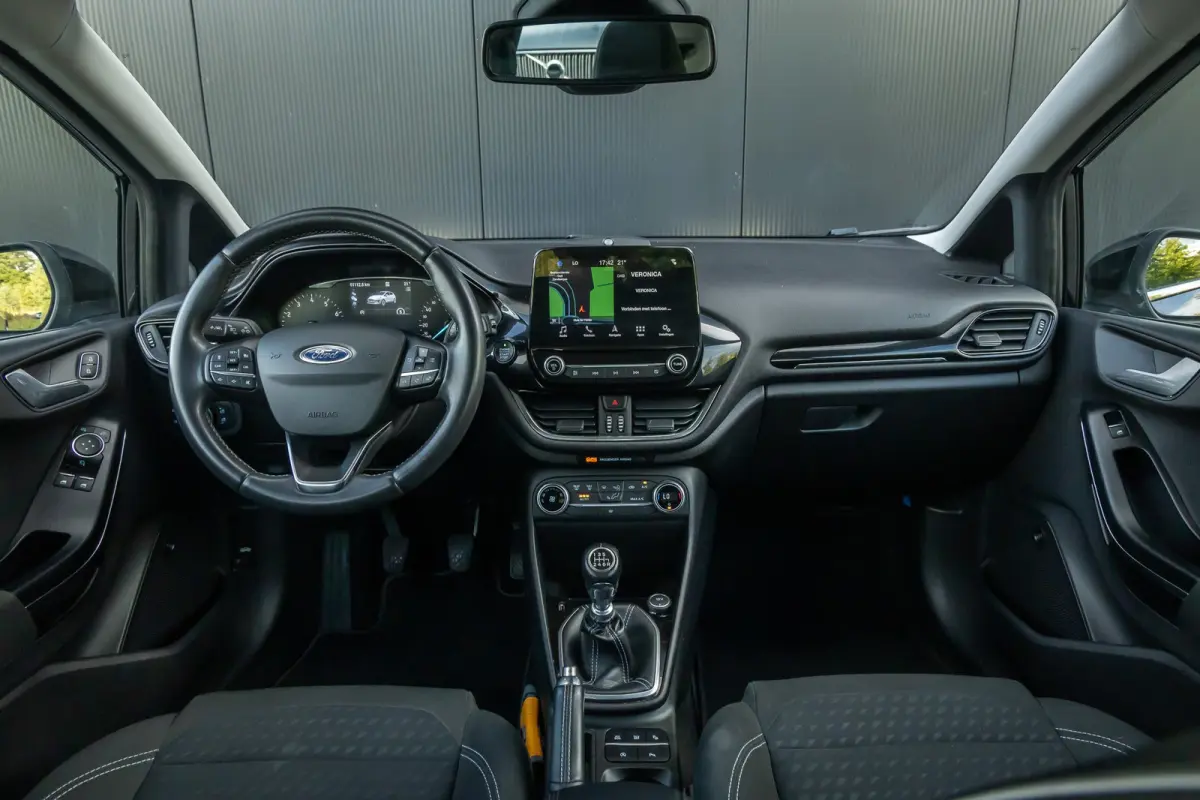 1.0 EcoBoost Titanium | 100% dealer o.h. | Adaptieve cruise | B&O Audio incl. DAB | Parkeercamera | Apple carplay / andriod auto | Voorruitverwarming