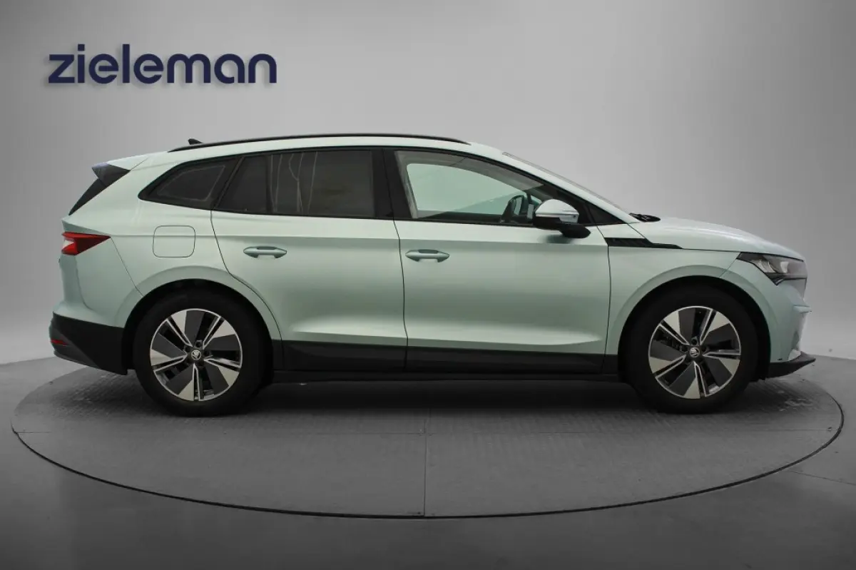60 - Panorama, Carplay, Camera, SOH 90.69%