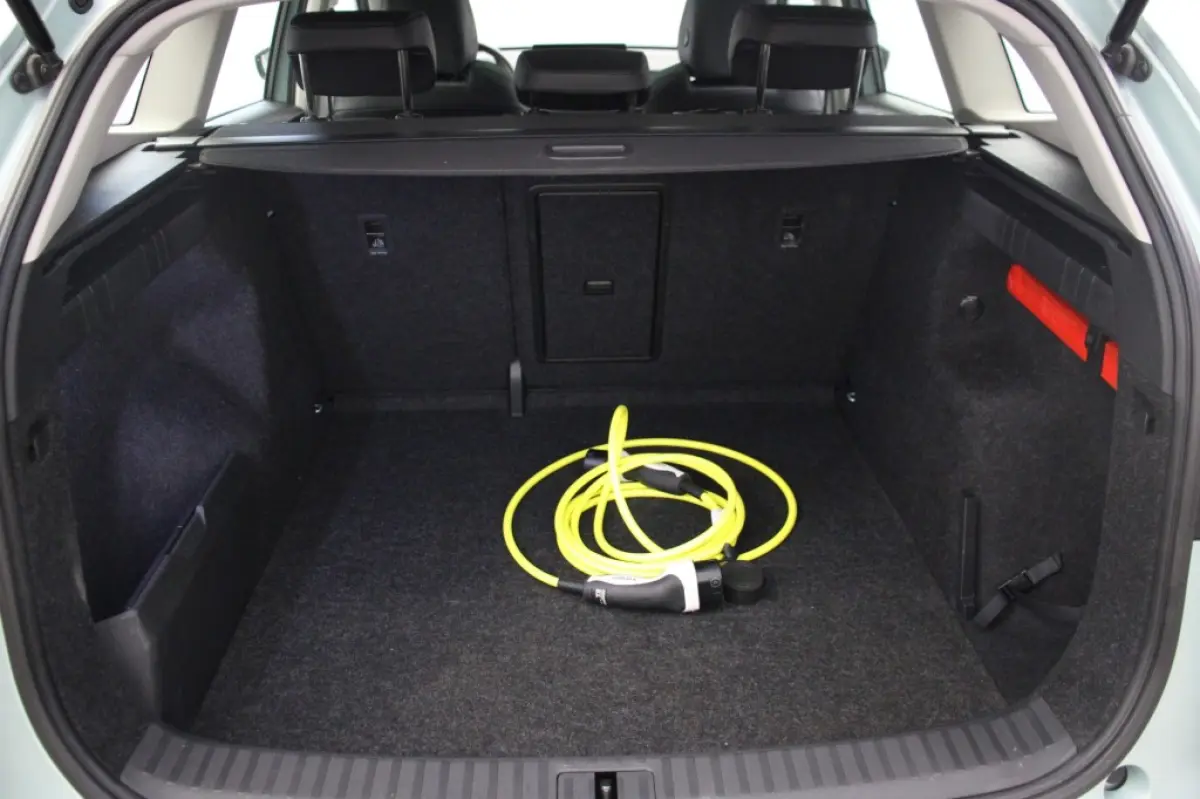 60 - Panorama, Carplay, Camera, SOH 90.69%