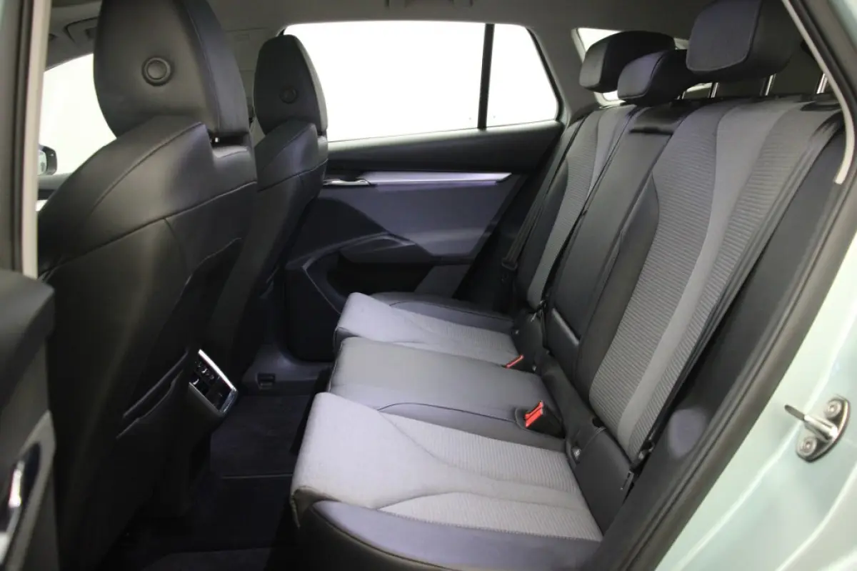 60 - Panorama, Carplay, Camera, SOH 90.69%
