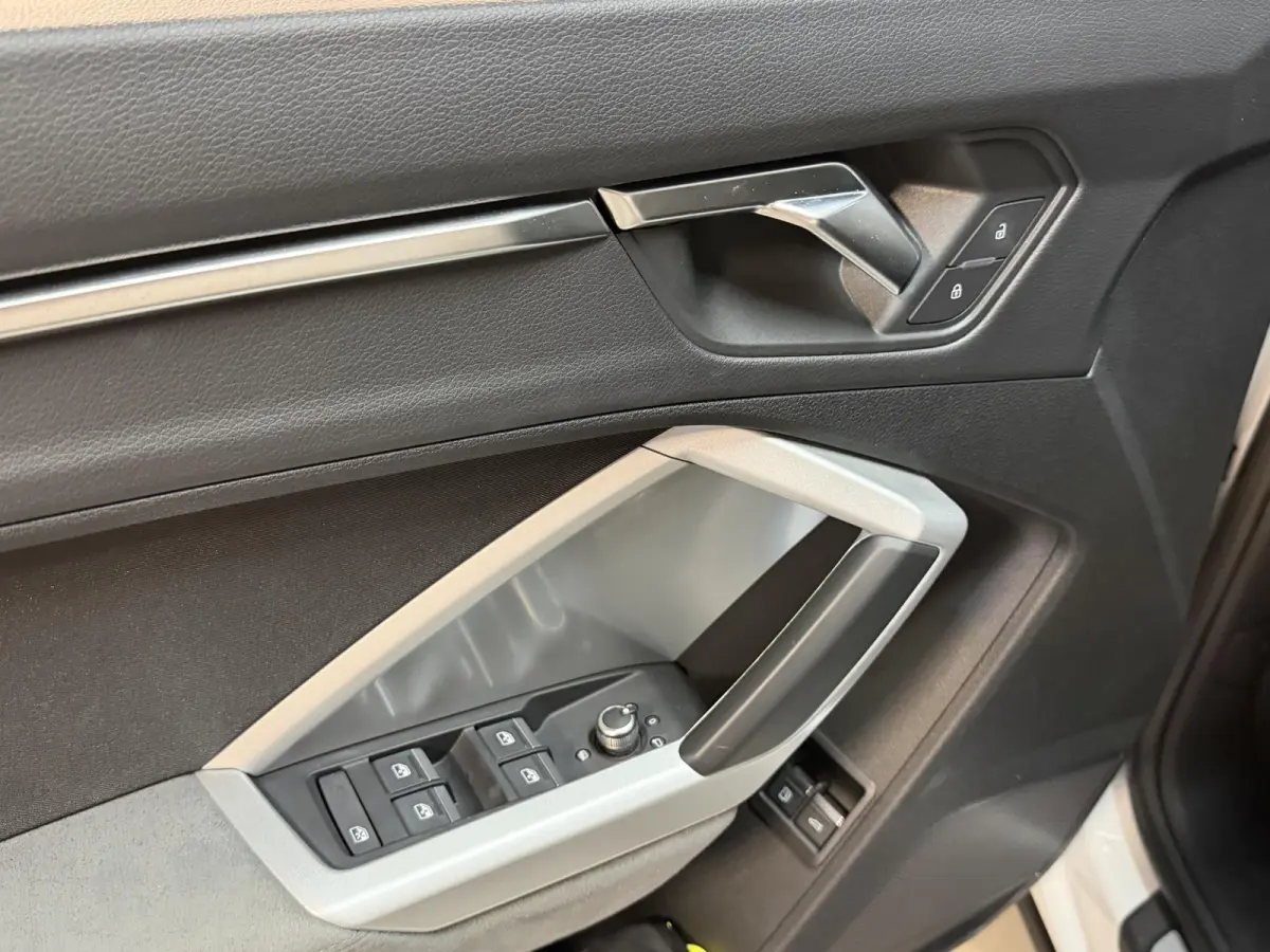 45 TFSI e S Edition 20"/Adaptieve cruise/Dodehoek/LED/Elektrische klep/Keyless/Stoelverwarming/PDC v+a/Apple Carplay & Android Auto
