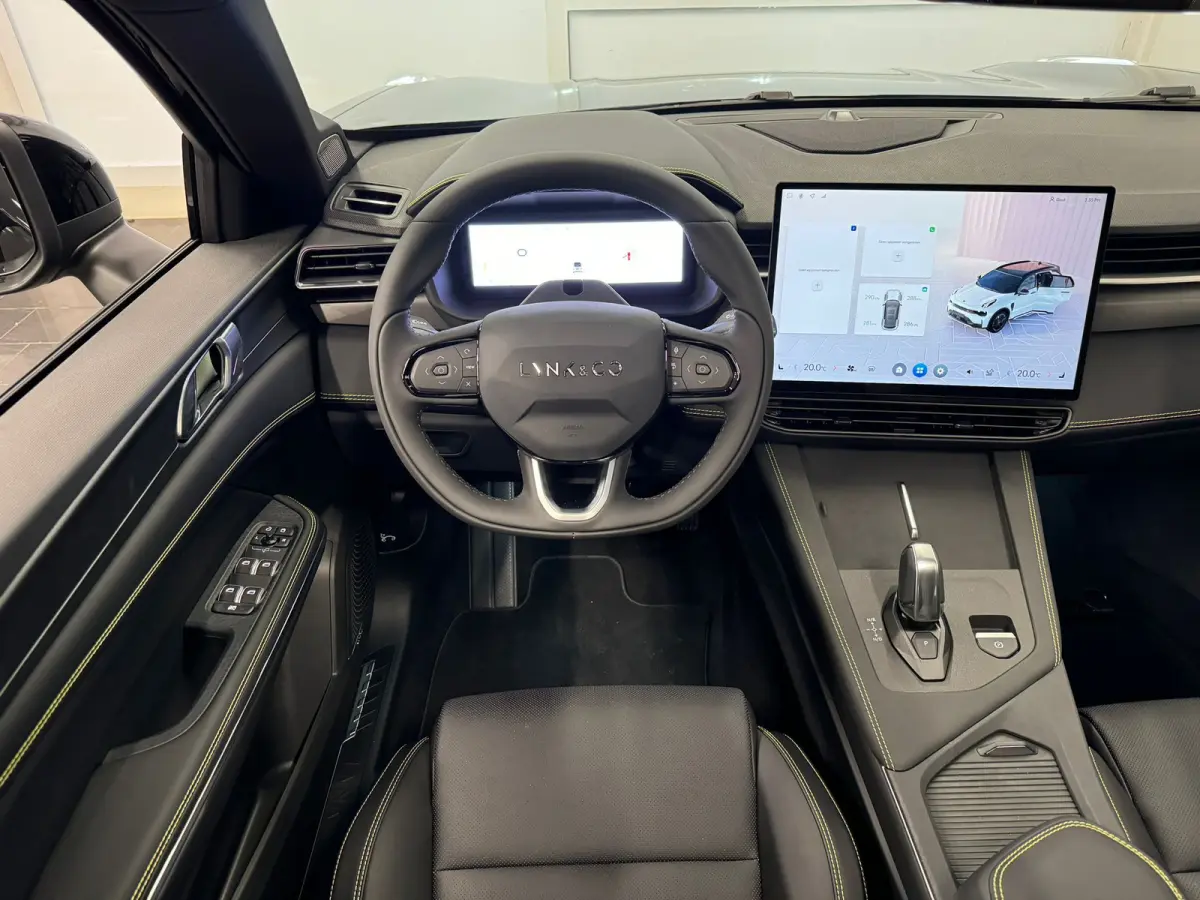 1.5 More | 360 Camera | Apple Carplay\Android Auto | Panoramadak | CC Adaptief |