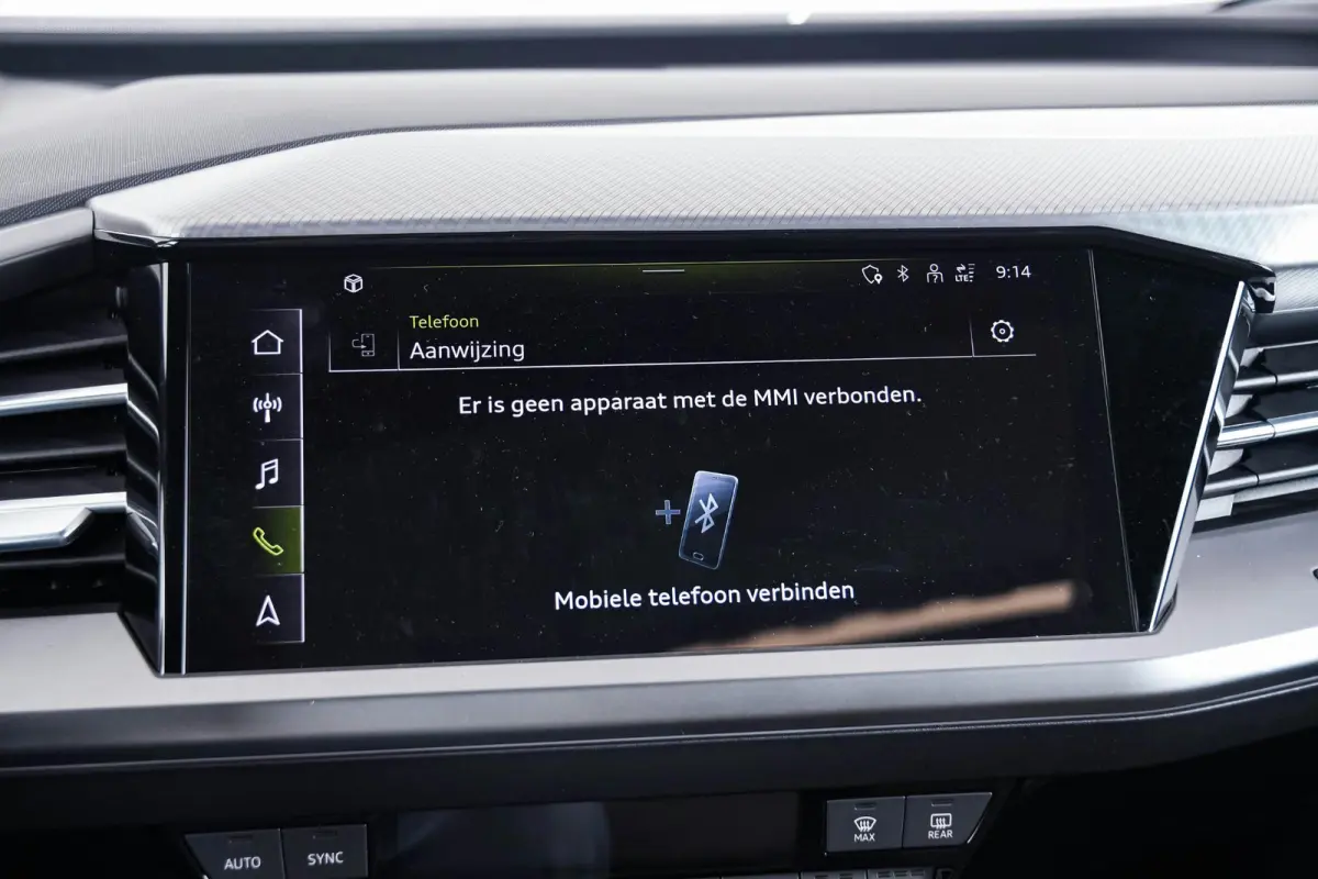 40 Advanced edition 77 kWh Panoramadak - Comfortpakket plus - Assistentiepakket plus - Veiligheidspakket plus - Sonos premium soundsystem - Stoelverwarming voorin - Lane departure warning -