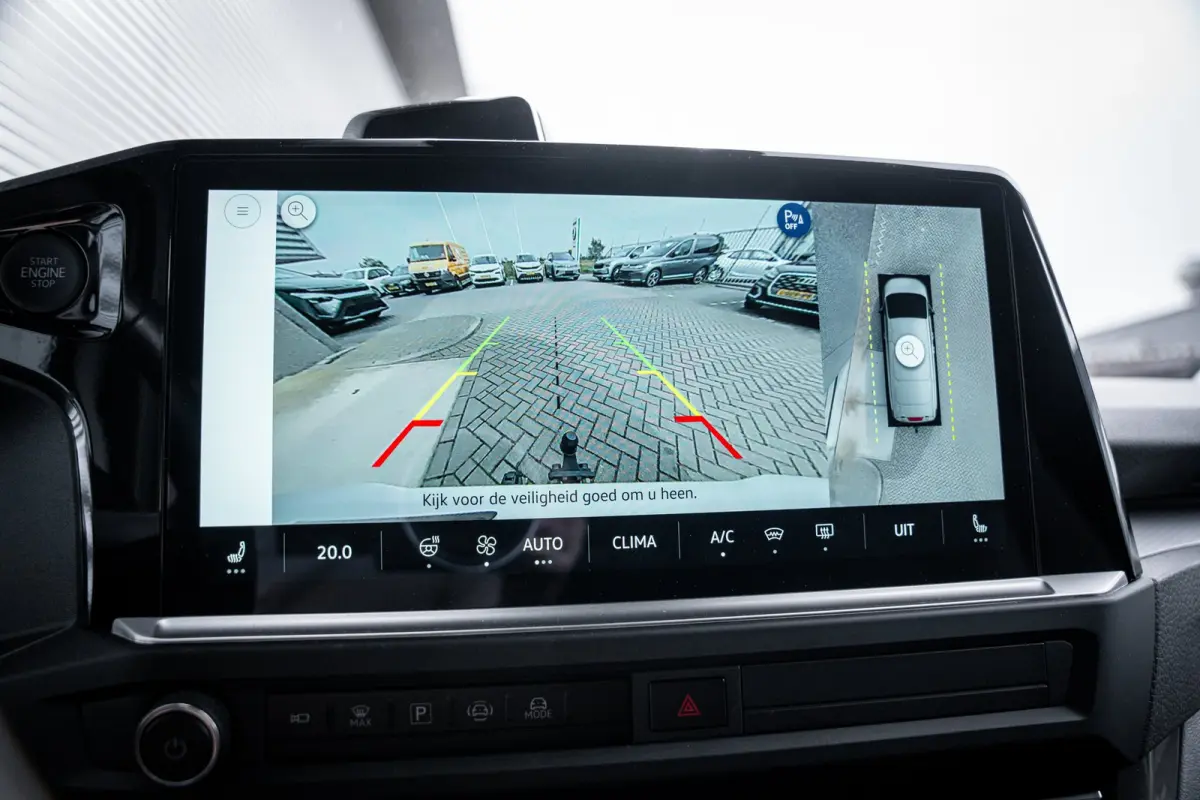 2.5 e-Hybrid | IQ-Light | Trekhaak | 4-Seizoenen Banden | Achterdeuren
