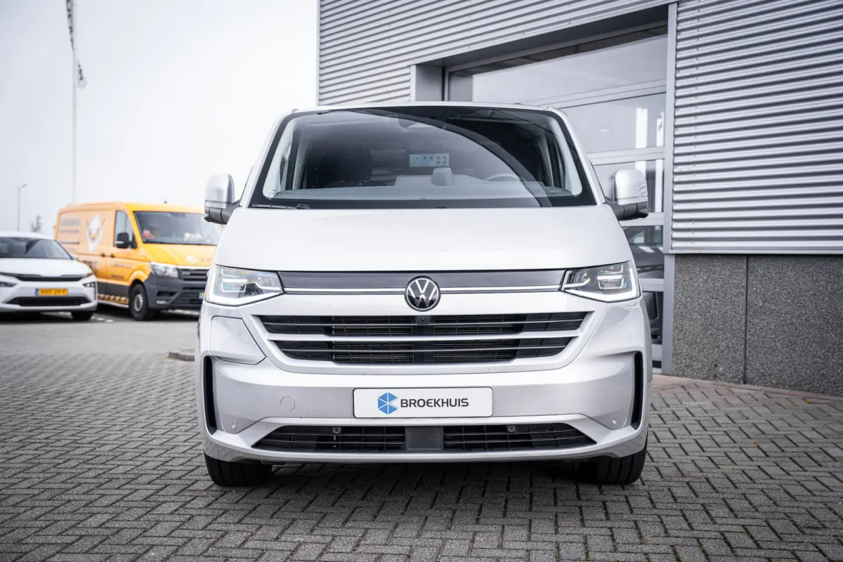 2.5 e-Hybrid | IQ-Light | Trekhaak | 4-Seizoenen Banden | Achterdeuren