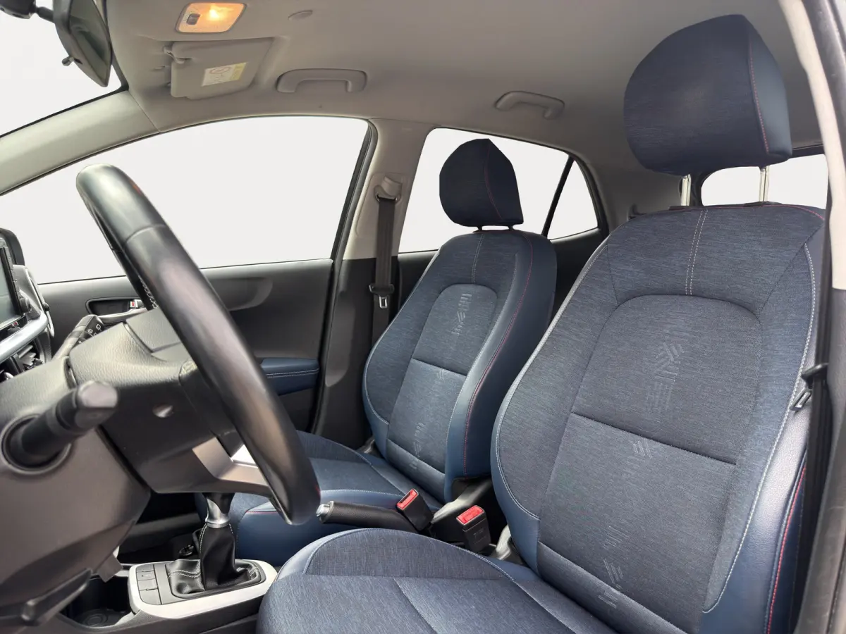 1.0 CVVT Design Edition | Achteruitrijcamera | Cruise control | Getint glas |