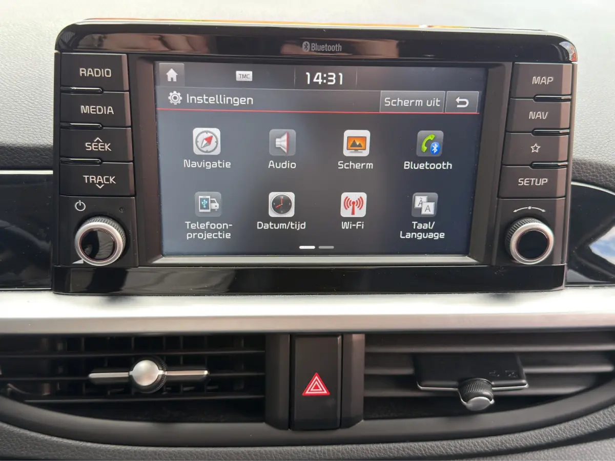 1.0 CVVT Design Edition | Achteruitrijcamera | Cruise control | Getint glas |