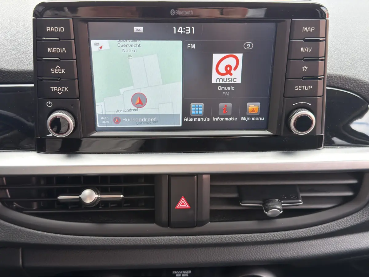 1.0 CVVT Design Edition | Achteruitrijcamera | Cruise control | Getint glas |