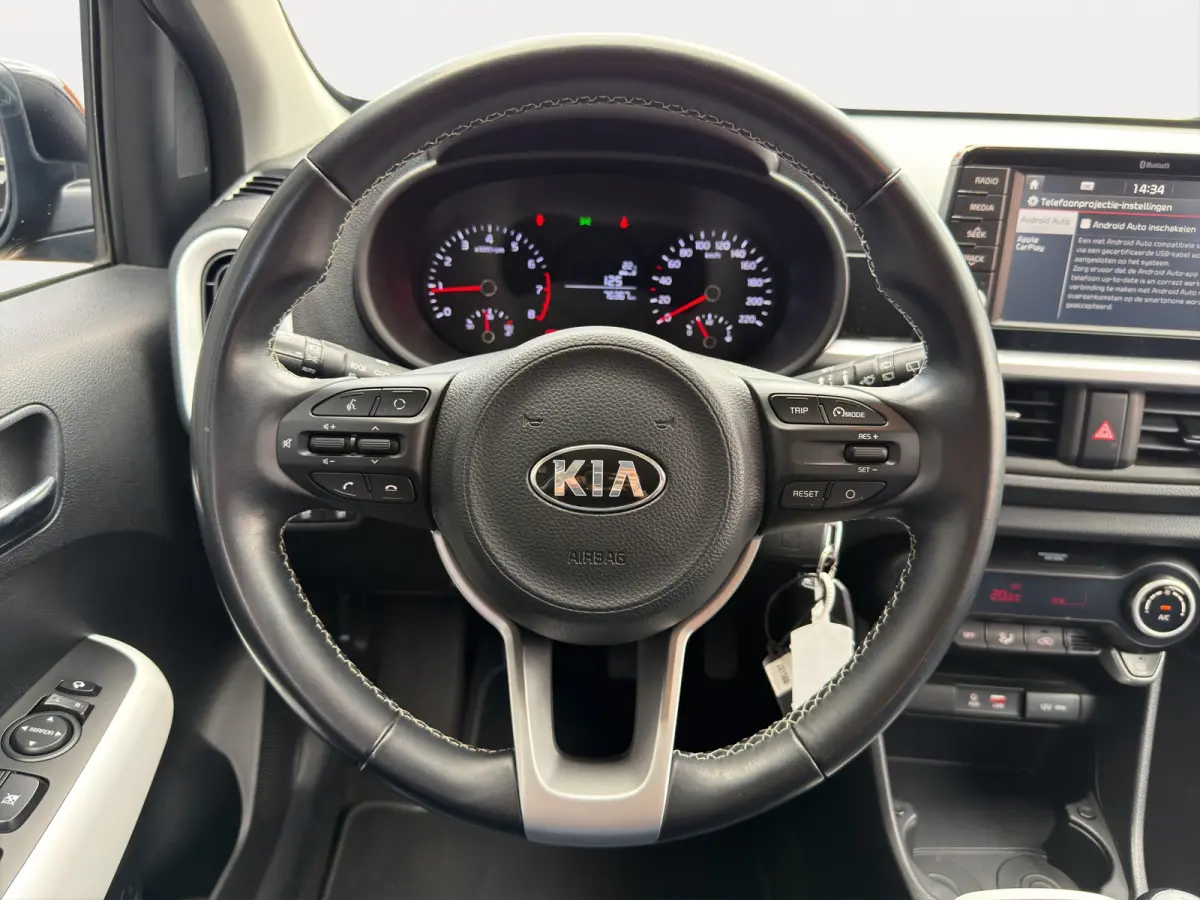 1.0 CVVT Design Edition | Achteruitrijcamera | Cruise control | Getint glas |