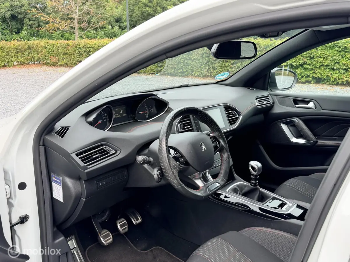 1.2 PureTech GT-line *Panoramadak *Zeer net*