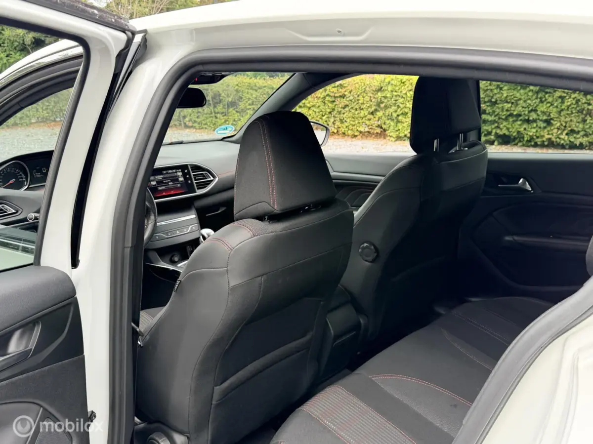 1.2 PureTech GT-line *Panoramadak *Zeer net*