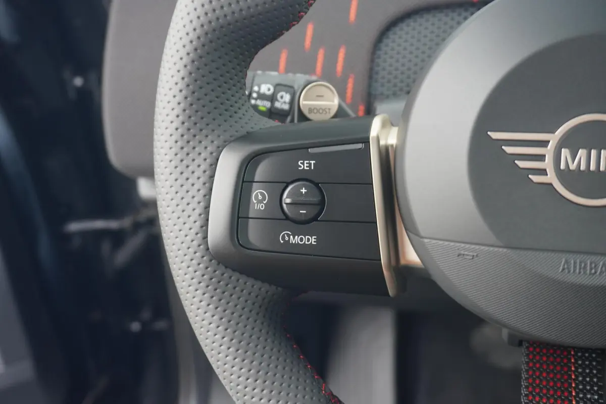 1.5 C John Cooper Works Trim | Pakket XL