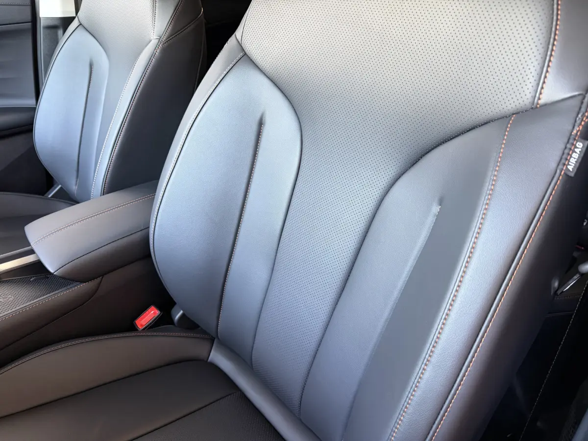 1.5 TGDI LUXURY PHEV PLUG-IN HYBRIDE | LEER | 272PK NIEUWE AUTO | >1.000 KM TOTAAL BEREIK | 360° CAMERA | ELEKTRISCHE ACHTERKLEP | STOEL/STUUR. VERWARMING | FULL LED | ELEKTRISCHE S