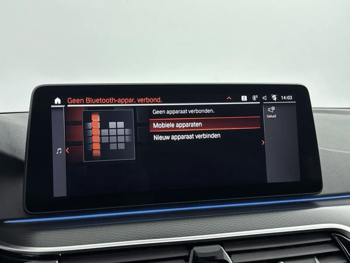 530e xDrive Business Edition Plus | 19 inch LM Y-spaak (styling 845 M) Bicolor Jet Black | Achteruitrij assistent | Achteruitrijcamera
