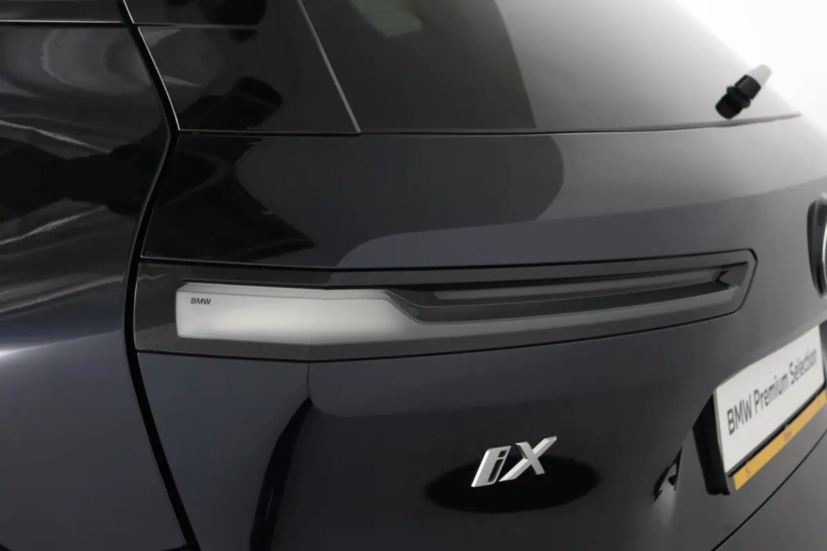 xDrive60 M Sportpakket Pro | Innovation Pack | Harman Kardon | Panoramadak