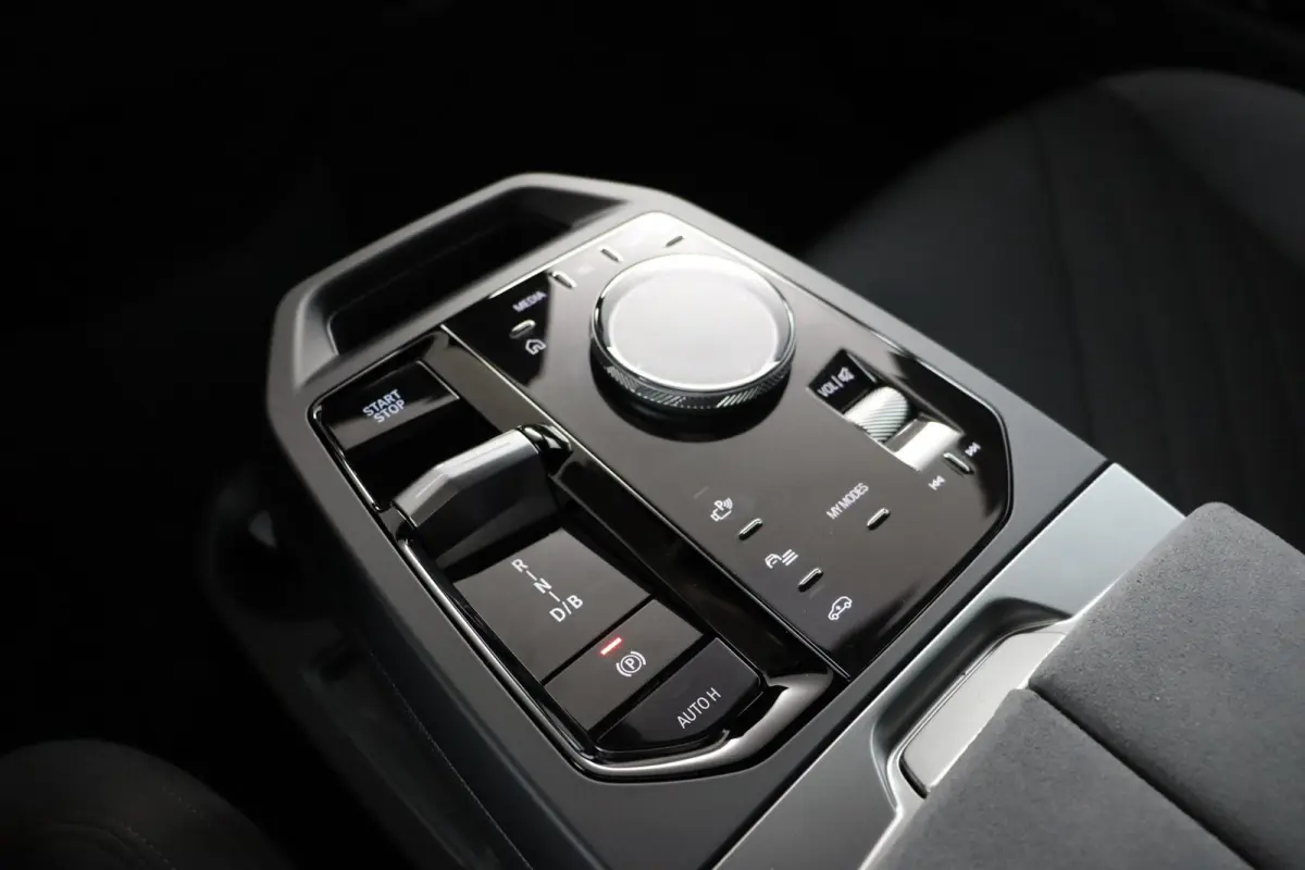 xDrive60 M Sportpakket Pro | Innovation Pack | Harman Kardon | Panoramadak