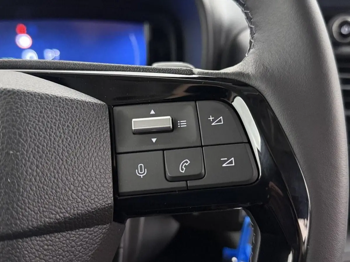 Dunamic 50 kWh 5P Keyless/Camera/Ecc/Vc/Led