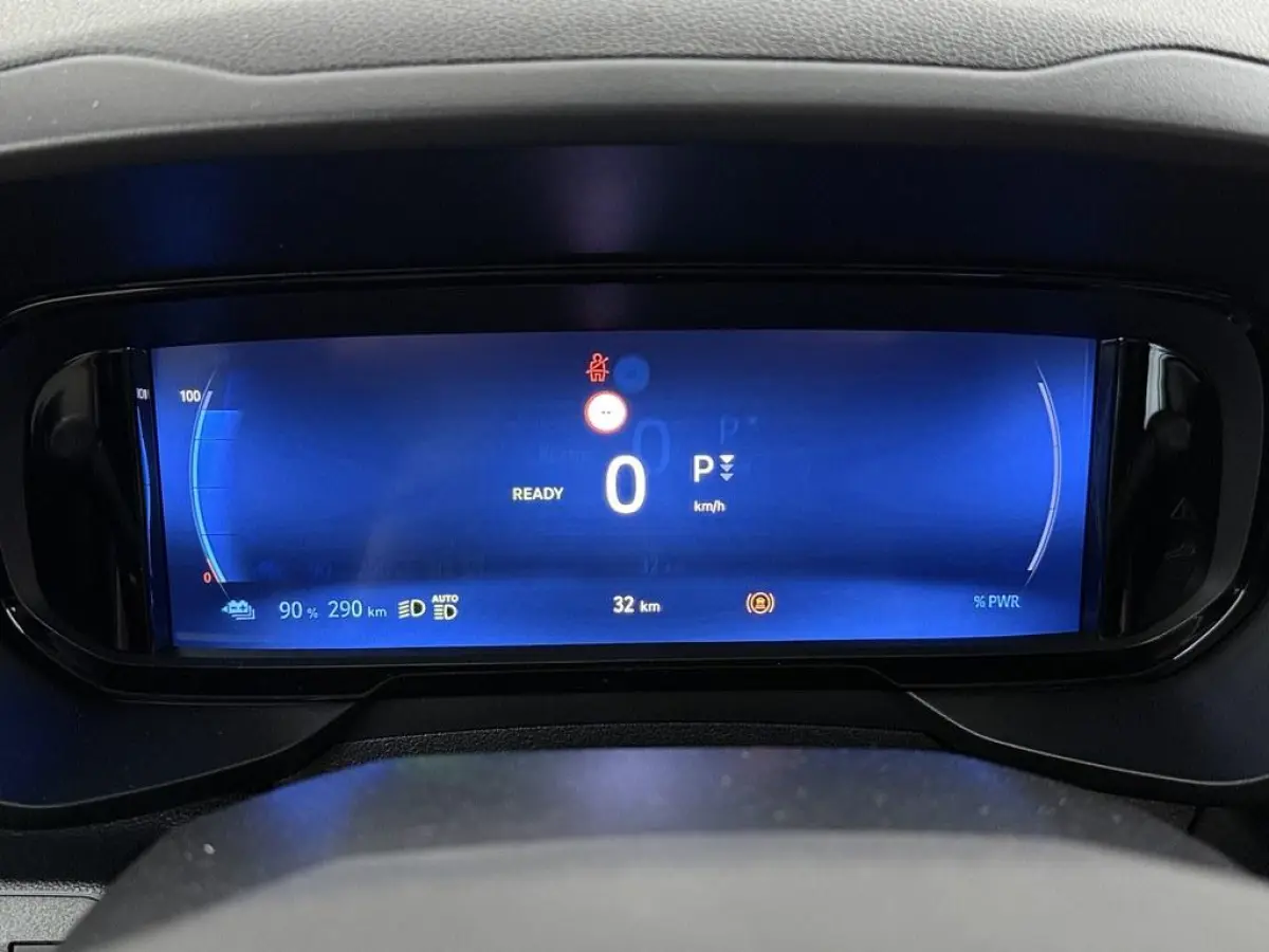 Dunamic 50 kWh 5P Keyless/Camera/Ecc/Vc/Led
