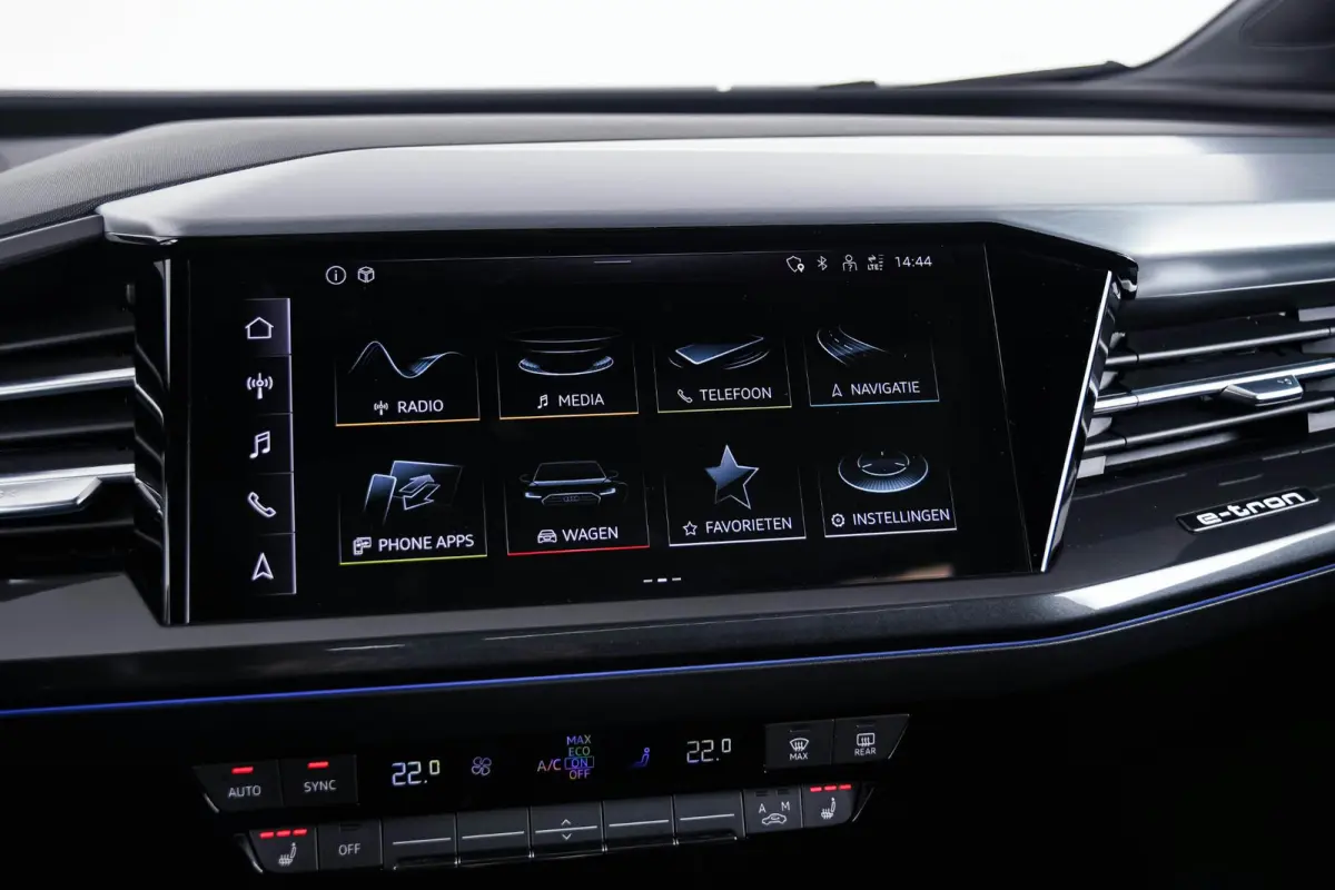 40 S edition 77 kWh Trekhaak - Panoramdak - Adaptieve Cruise Control - Comfortpakket - Assistentiepakket advanced - Dynamic pakket - Sportonderstel - Sportstoelen  - Privacy glas -