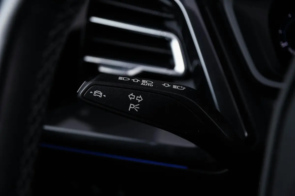 40 S edition 77 kWh Trekhaak - Panoramdak - Adaptieve Cruise Control - Comfortpakket - Assistentiepakket advanced - Dynamic pakket - Sportonderstel - Sportstoelen  - Privacy glas -