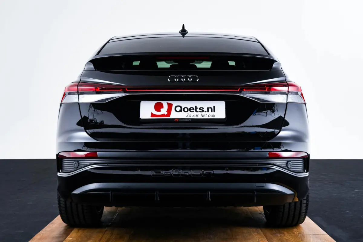 40 S edition 77 kWh Trekhaak - Panoramdak - Adaptieve Cruise Control - Comfortpakket - Assistentiepakket advanced - Dynamic pakket - Sportonderstel - Sportstoelen  - Privacy glas -