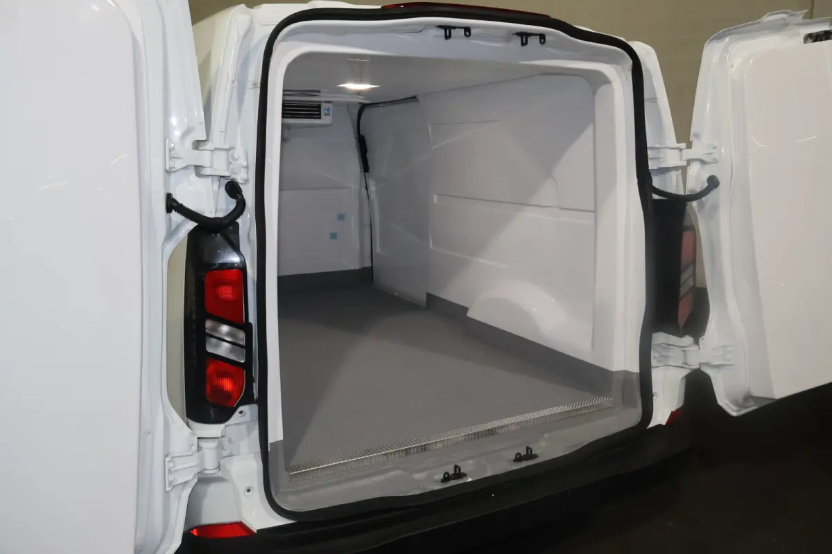 2.0 TDci 136pk L2 H1 Trend Koelwagen