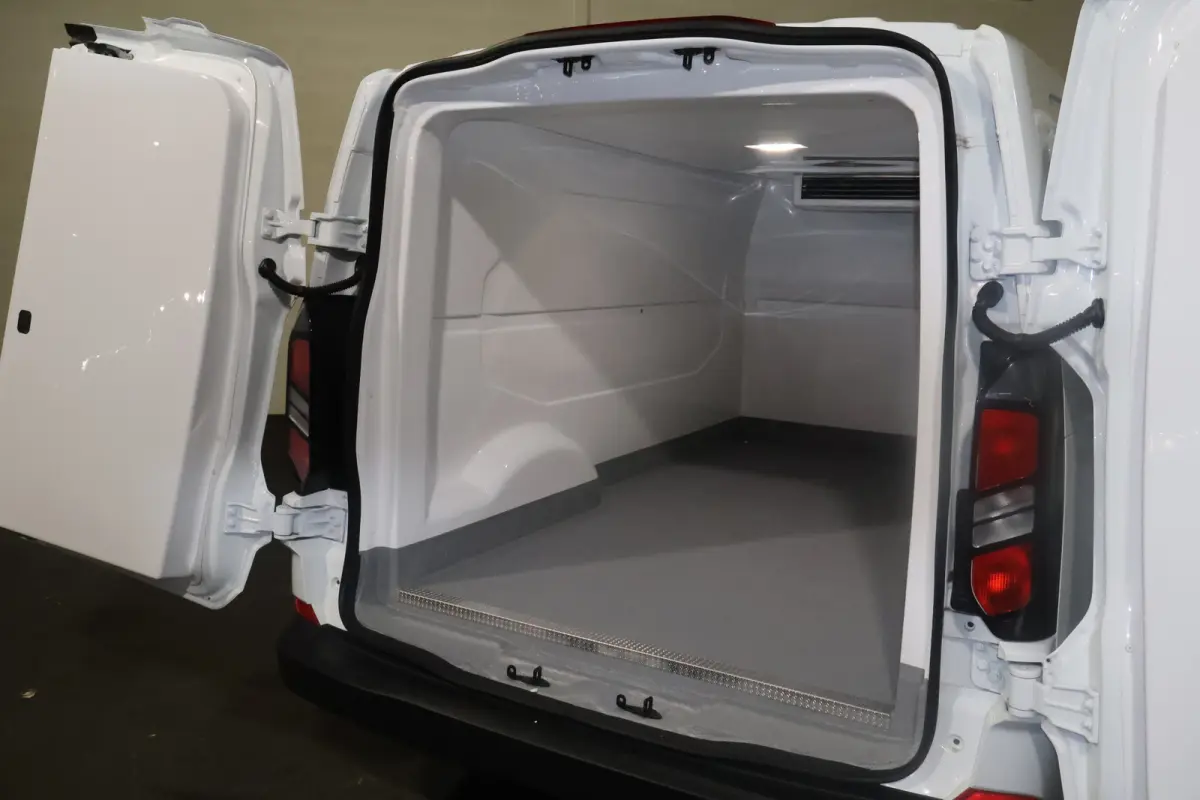 2.0 TDci 136pk L2 H1 Trend Koelwagen