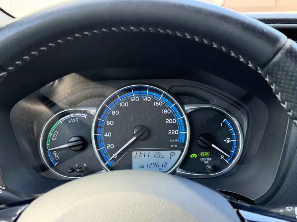 1.5 Hybrid automaat Dynamic Bi-Tone, Navi, KeyLess, Camera