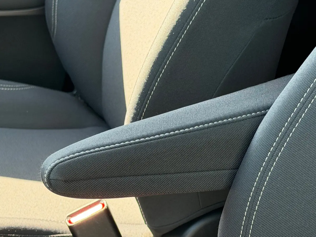 1.5 Hybrid automaat Dynamic Bi-Tone, Navi, KeyLess, Camera