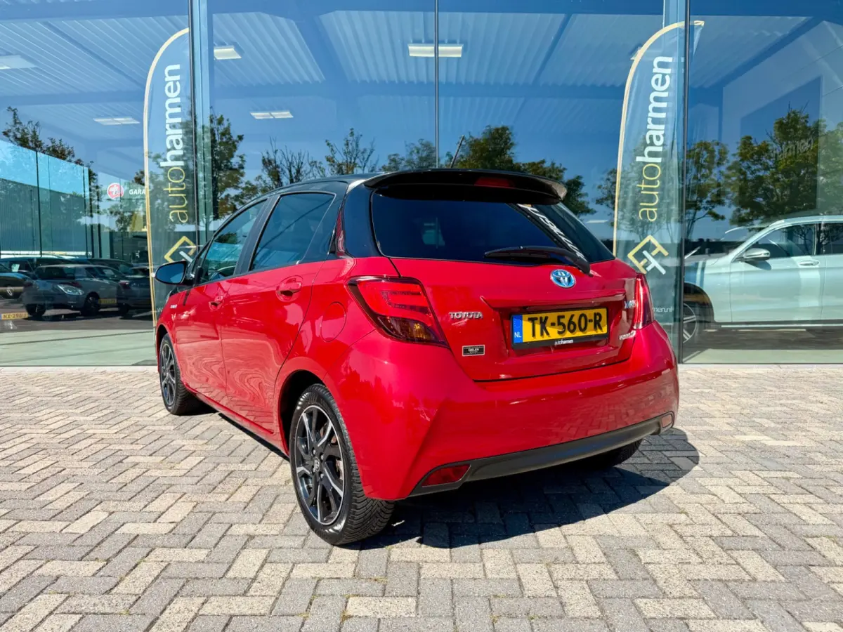 1.5 Hybrid automaat Dynamic Bi-Tone, Navi, KeyLess, Camera