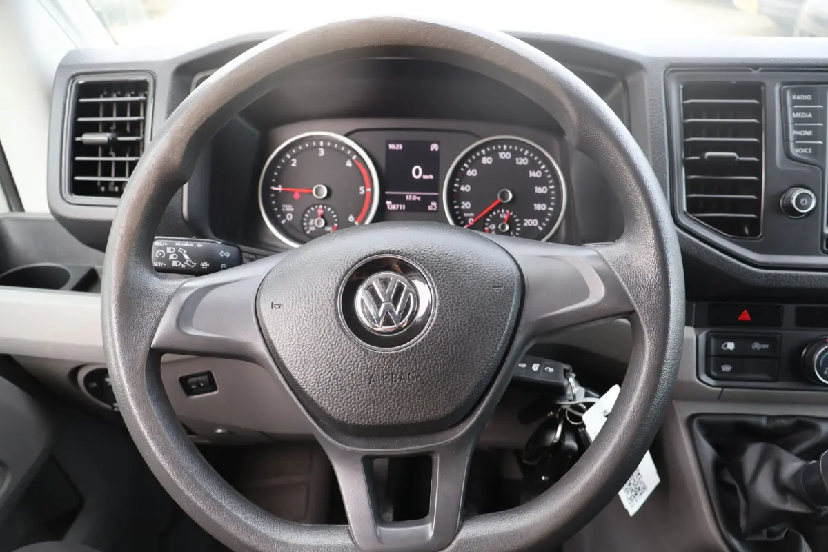 2.0 TDI L3 H3 140pk Black Line Airco Navigatie Spoilerpakket