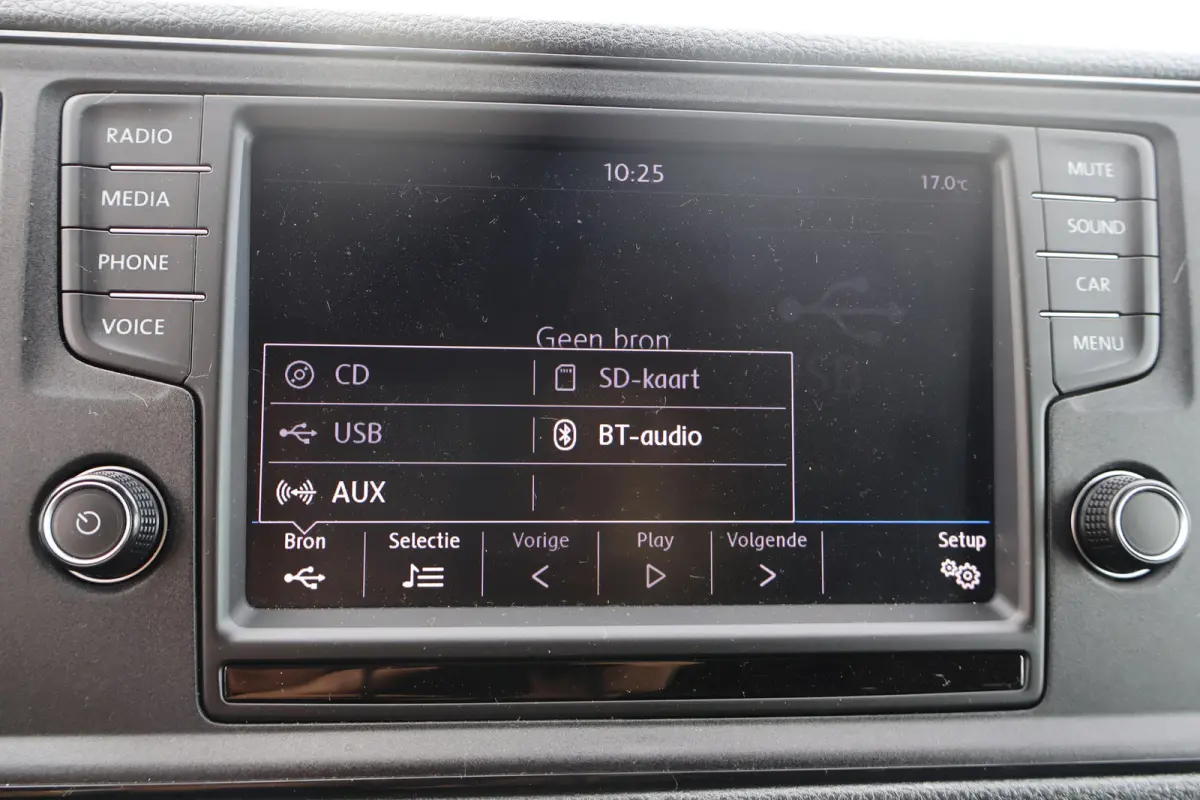 2.0 TDI L3 H3 140pk Black Line Airco Navigatie Spoilerpakket
