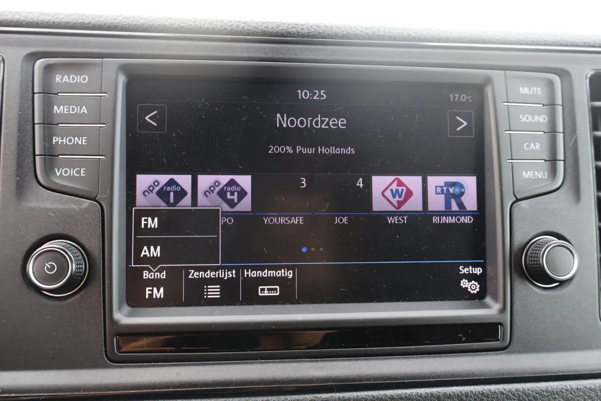 2.0 TDI L3 H3 140pk Black Line Airco Navigatie Spoilerpakket
