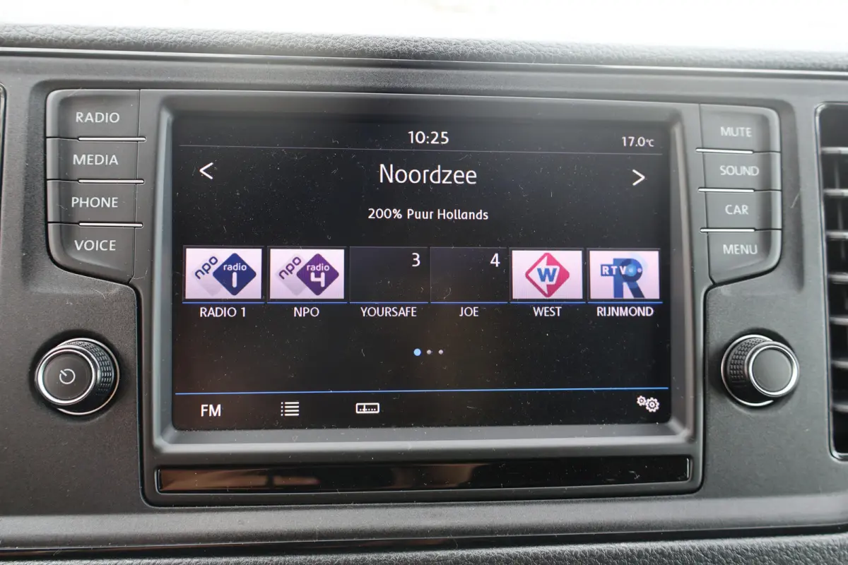 2.0 TDI L3 H3 140pk Black Line Airco Navigatie Spoilerpakket
