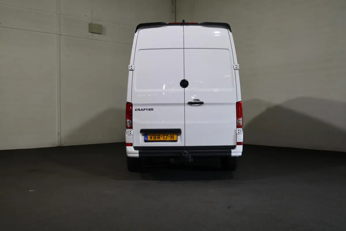 2.0 TDI L3 H3 140pk Black Line Airco Navigatie Spoilerpakket