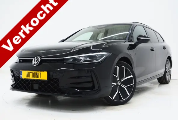 1.5 eHybrid R-Line | 5 Jaar Garantie | Leder | Panoramadak | Stoelventilatie | Trekhaak | Harman/Kardon | Massage | 360