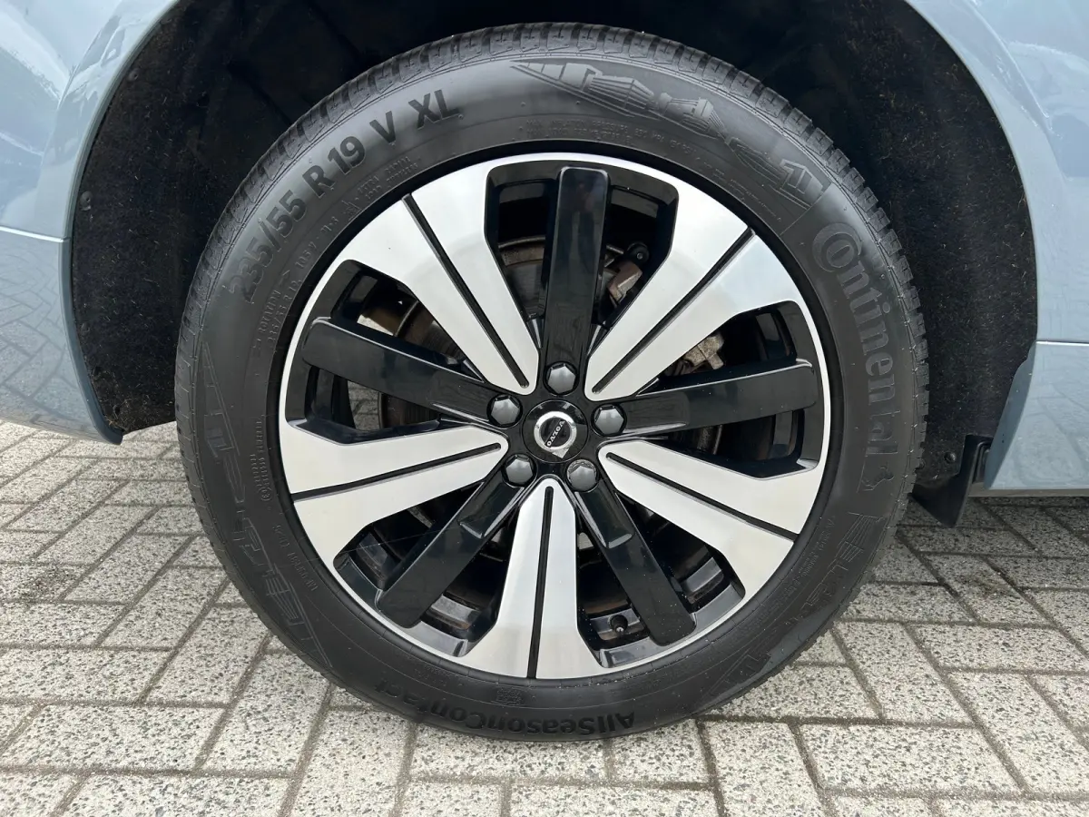 2.0 T6 Plug-in hybrid AWD Plus Dark | Panoramadak | Harman/Kardon | Trekhaak | 360 Camera |