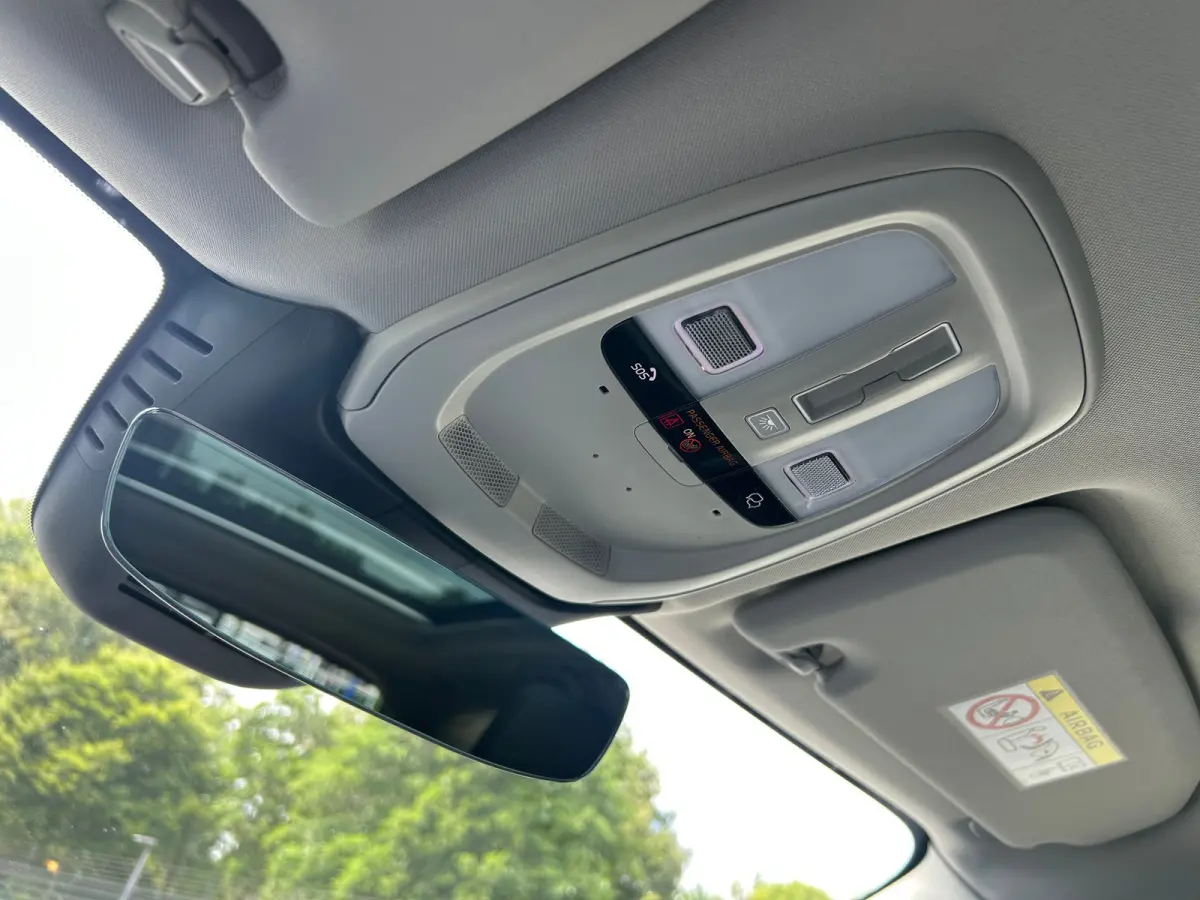 2.0 T6 Plug-in hybrid AWD Plus Dark | Panoramadak | Harman/Kardon | Trekhaak | 360 Camera |