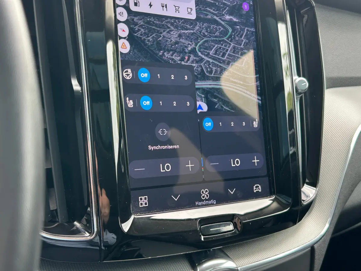 2.0 T6 Plug-in hybrid AWD Plus Dark | Panoramadak | Harman/Kardon | Trekhaak | 360 Camera |
