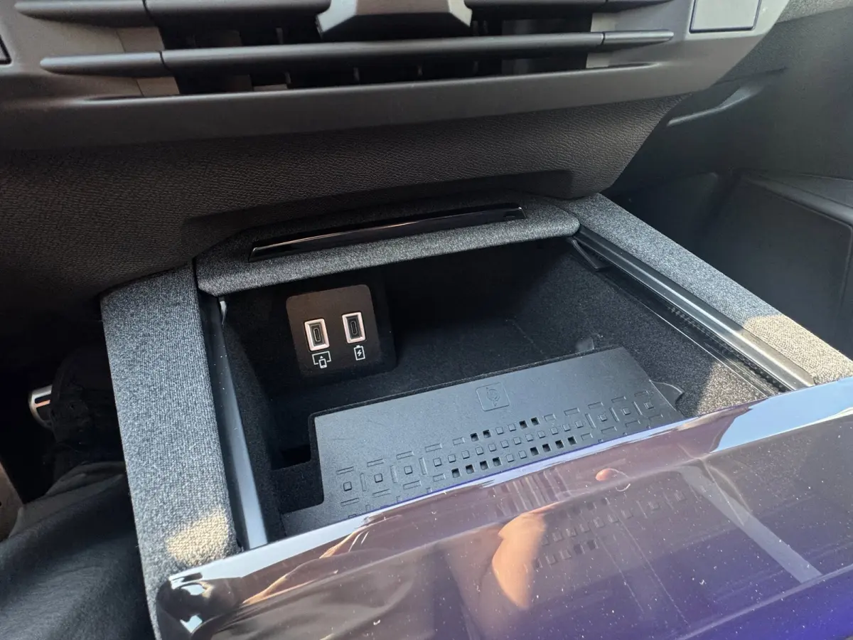 1.6 Turbo Plug-in-Hybrid Business Edition PANO DAK/AFN.B.TREKH/H UP.
