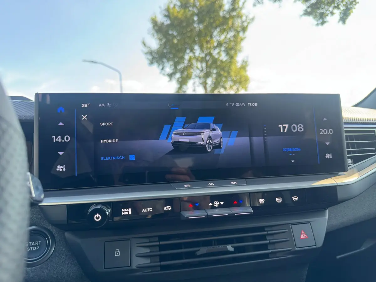 1.6 Turbo Plug-in-Hybrid Business Edition PANO DAK/AFN.B.TREKH/H UP.
