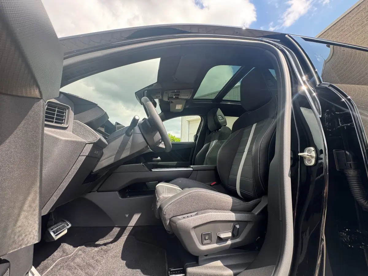 1.6 Turbo Plug-in-Hybrid Business Edition PANO DAK/AFN.B.TREKH/H UP.