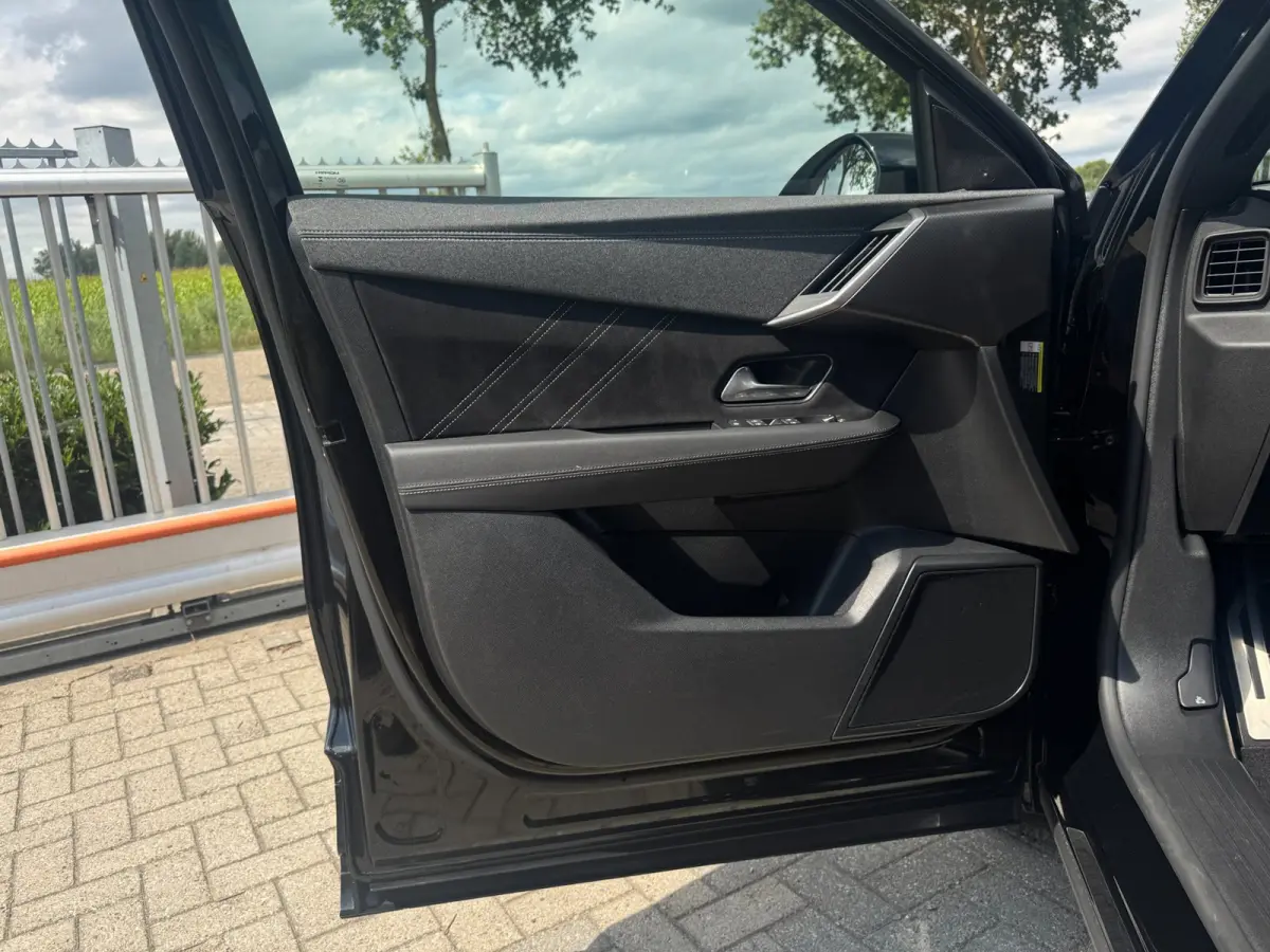 1.6 Turbo Plug-in-Hybrid Business Edition PANO DAK/AFN.B.TREKH/H UP.