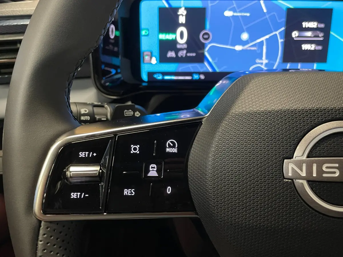 EVOLVE 52 kWh|99,45% SOH|413KM WLTP|GROTE ACCU|ACC|CAMERA|CARPLAY|PDC V+A|STOEL+STUURVERWARMING|NAP|NL-AUTO|MARGE|