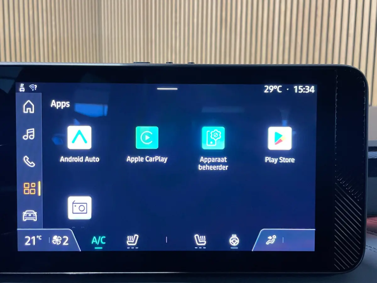 EVOLVE 52 kWh|99,45% SOH|413KM WLTP|GROTE ACCU|ACC|CAMERA|CARPLAY|PDC V+A|STOEL+STUURVERWARMING|NAP|NL-AUTO|MARGE|