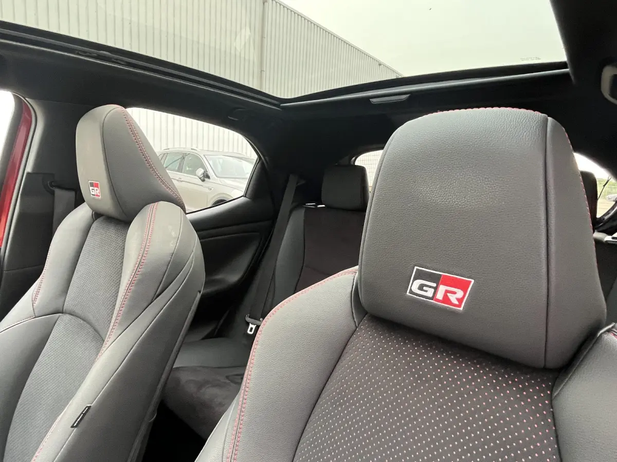 1.5 Hybrid Sport | Voll.Historie/Camera/Navi/Pano.Dak/Head-Up/Leder-Alcantara/Clima/Adapt.Cruise/Apple CarPlay-Android Auto