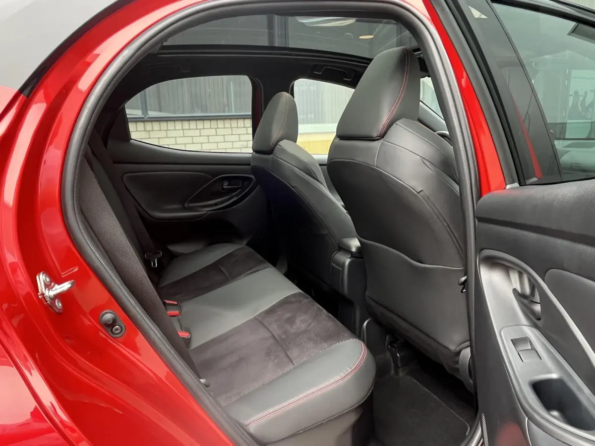 1.5 Hybrid Sport | Voll.Historie/Camera/Navi/Pano.Dak/Head-Up/Leder-Alcantara/Clima/Adapt.Cruise/Apple CarPlay-Android Auto