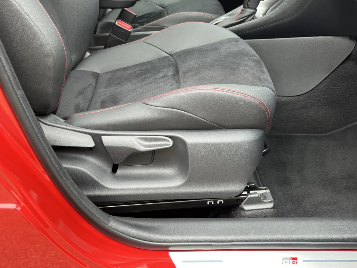 1.5 Hybrid Sport | Voll.Historie/Camera/Navi/Pano.Dak/Head-Up/Leder-Alcantara/Clima/Adapt.Cruise/Apple CarPlay-Android Auto