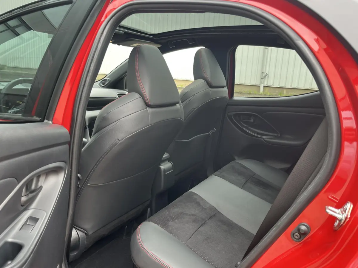 1.5 Hybrid Sport | Voll.Historie/Camera/Navi/Pano.Dak/Head-Up/Leder-Alcantara/Clima/Adapt.Cruise/Apple CarPlay-Android Auto